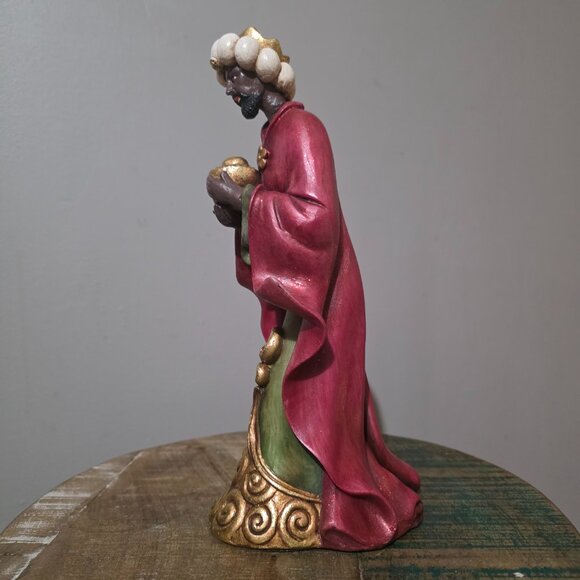 Three Wise Men Nativity Figurines Set – Melchior, Caspar, Balthazar - Picture 8 of 9